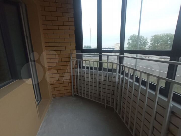 3-к. квартира, 93 м², 8/10 эт.