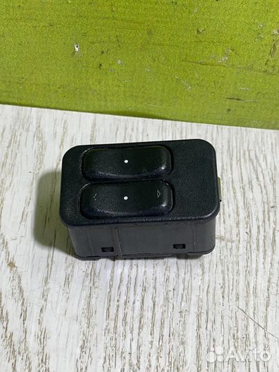 Блок управления стеклоподъемниками Опель Астра Д