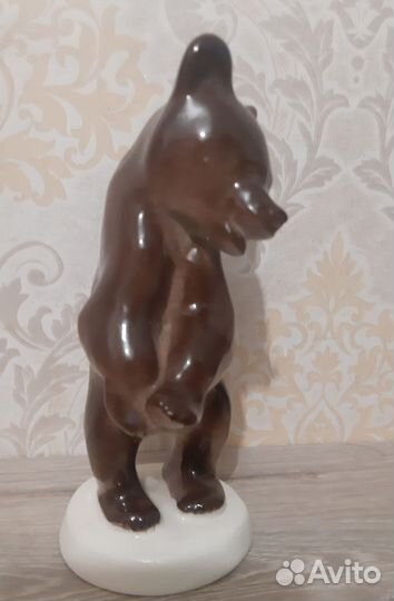 Фарфоровые статуэтки Лфз Медведи