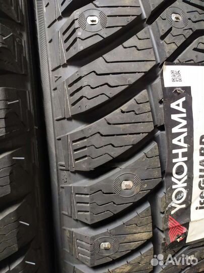 Yokohama Ice Guard IG65 215/60 R16