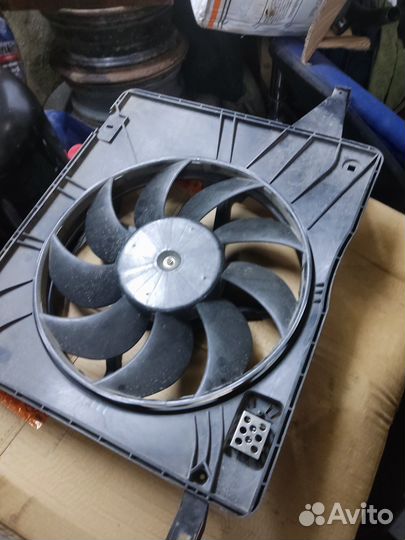 Вентилятор охлаждения Nissan Qashqai 2.0
