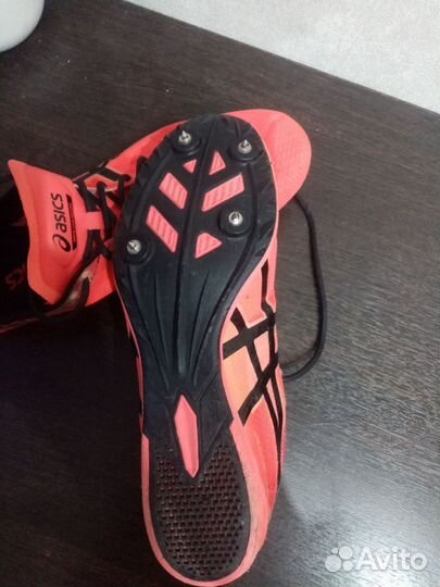 Продам шиповки