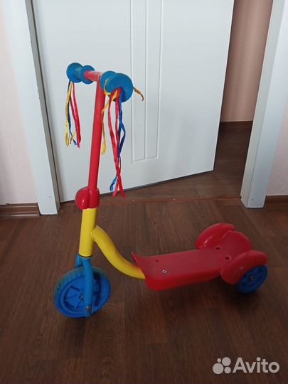 Самокат детский трехколесный