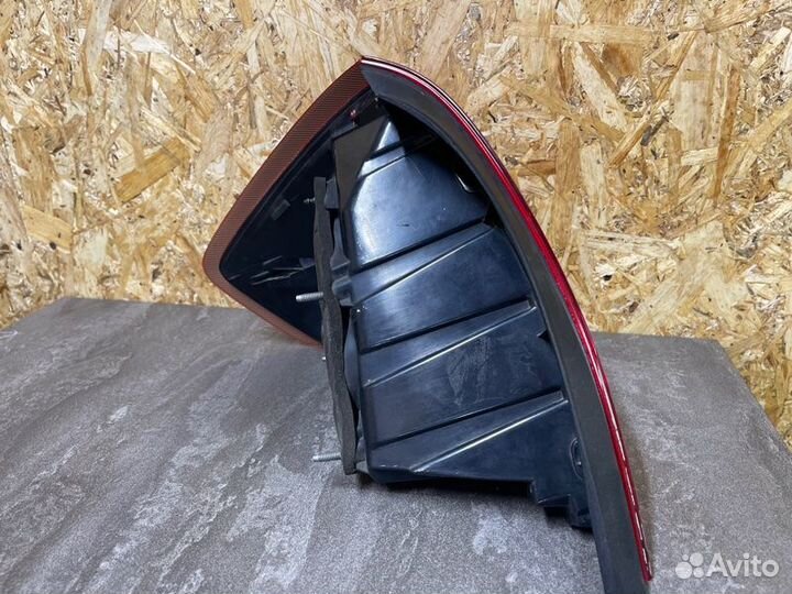 Фонарь задний задний правый Nissan Tiida Latio