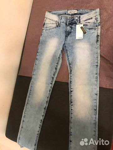 Джинсы женские