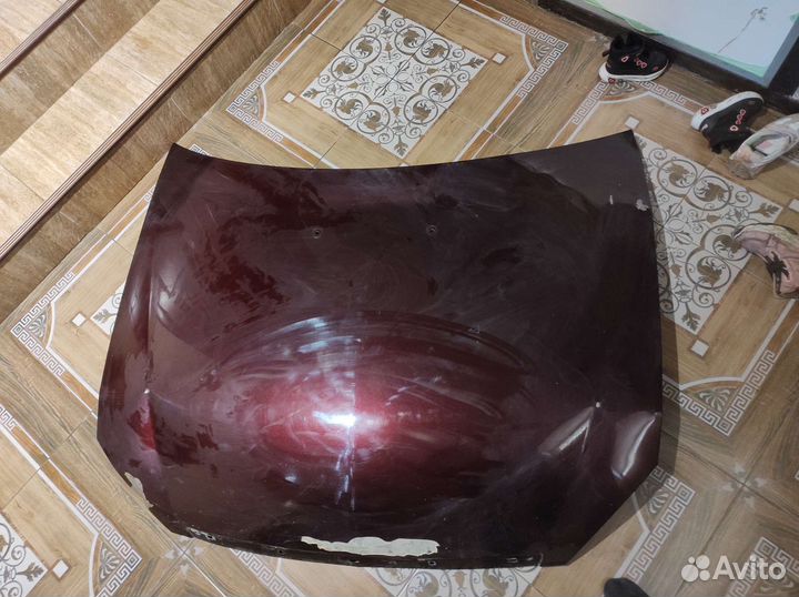 Капот на priora