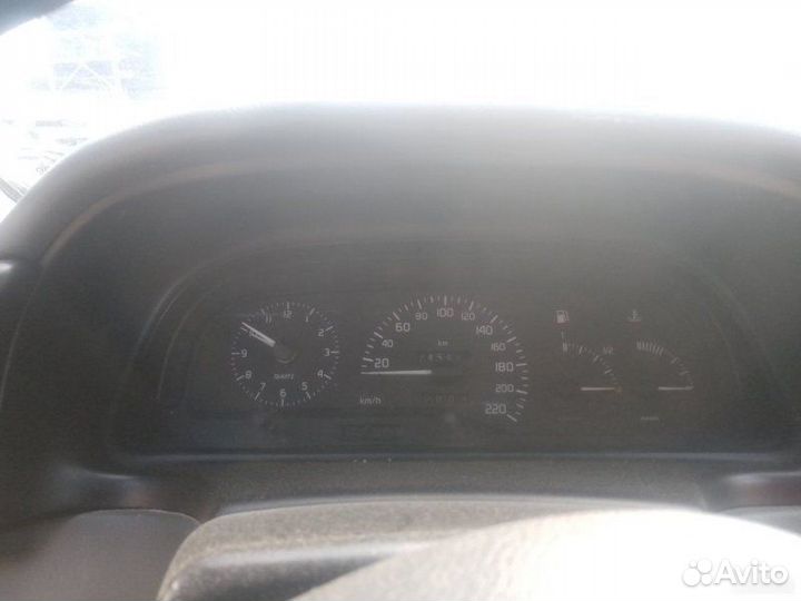 Панель приборов Renault Laguna 1995