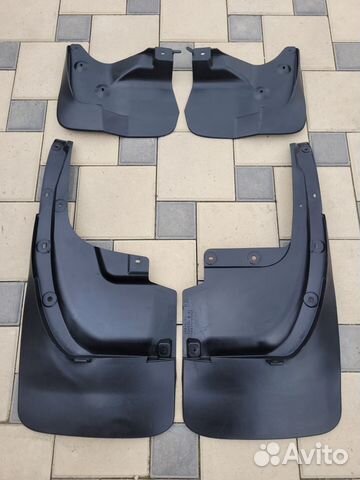 Брызговики Тойота Ланд Крузер 200