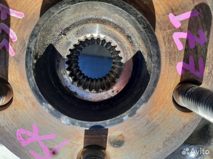 Кулак поворотный тойота 43502-32080/43211-12410