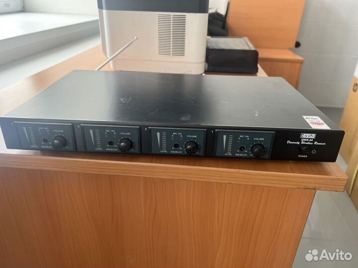 Микрофонная радиосистема ProAudio QWS-24HT