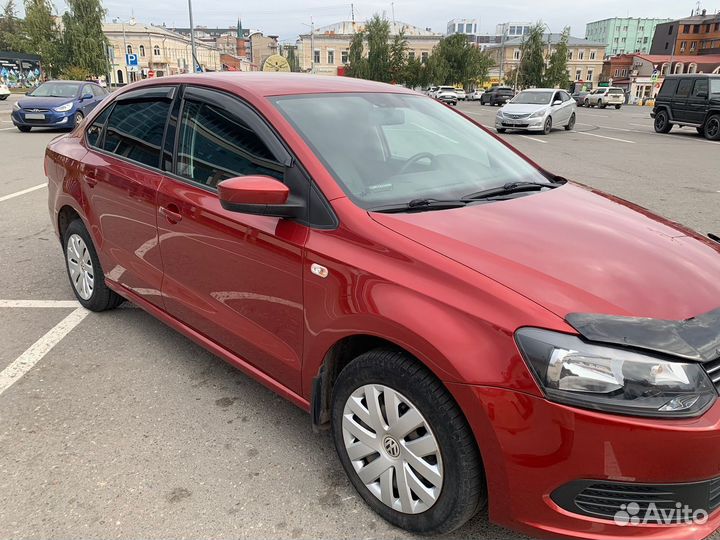 Volkswagen Polo 1.6 AT, 2014, 112 800 км