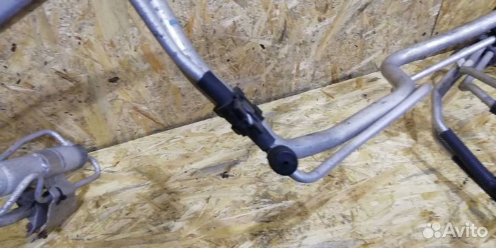 Трубка кондиционера Dodge Journey рест. 2009