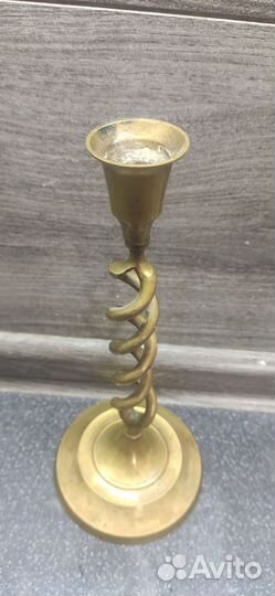 Старинный подсвечник