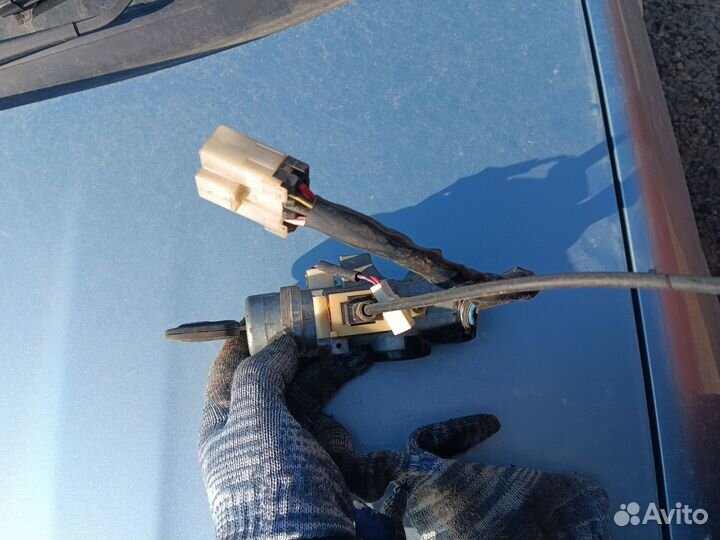 Замок зажигания nissan elgrand пятидесятый кузов