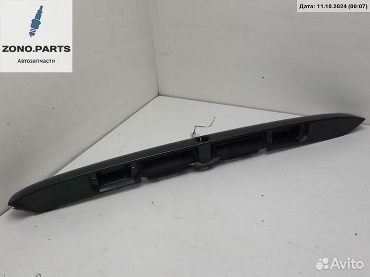 Накладка подсветки номера 3b0827574a на Volkswagen Passat B5