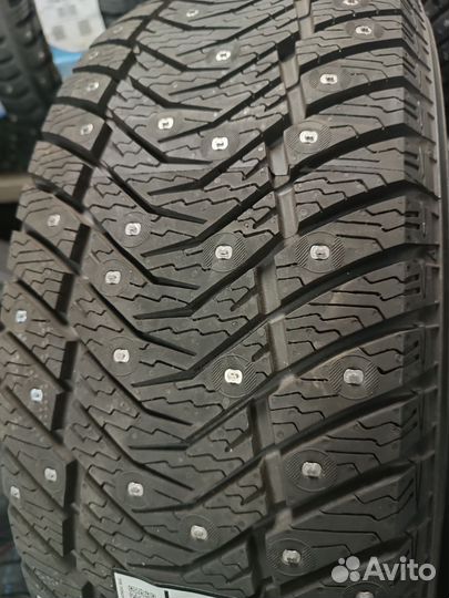 Yokohama IceGuard Stud IG65 265/65 R18