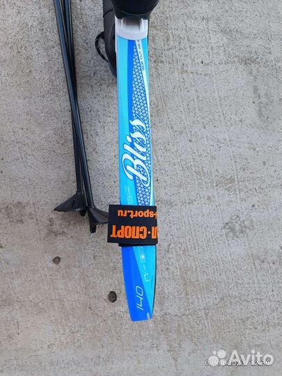 Беговые лыжи и палки комплект