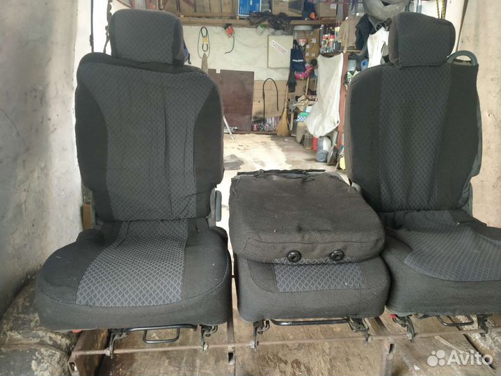 Задний ряд сидений