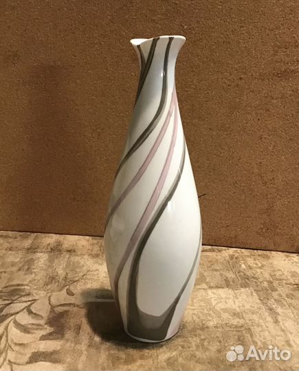 Вазочка фарфоровая Старая Венгрия