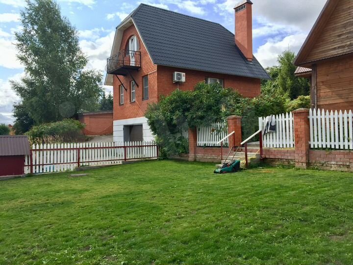 Коттедж 145 м² на участке 12 сот.