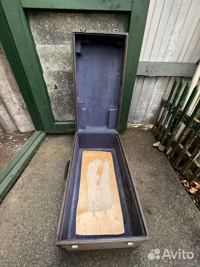 Ящик-чемодан советской эпохи