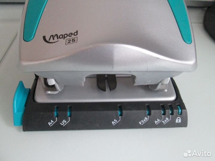 Канцелярские товары для школьника