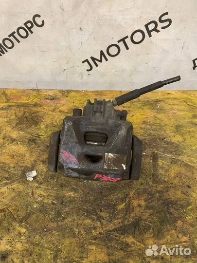 Суппорт передний левый Peugeot 3008 Citroen C4 B7