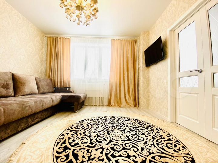 2-к. квартира, 43 м², 6/16 эт.