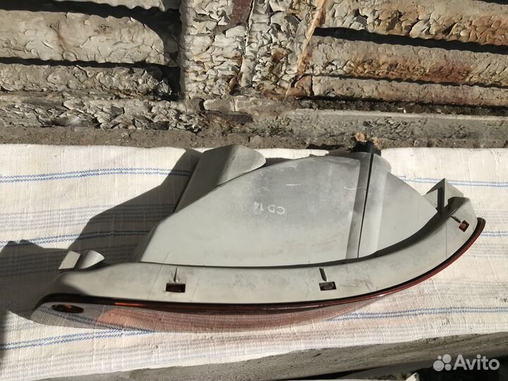 Поворотники в бампер Toyota Vista SV32 рестайлинг