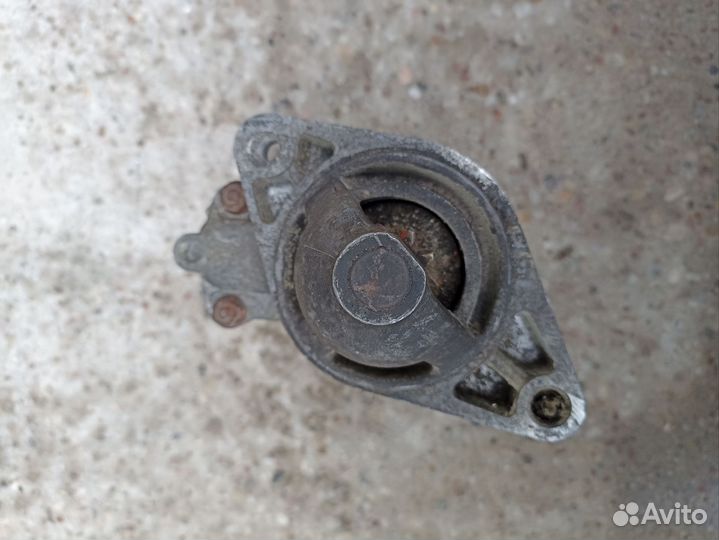 Toyota Yaris 1 1nz стартер