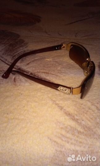 Очки солнцезащитные