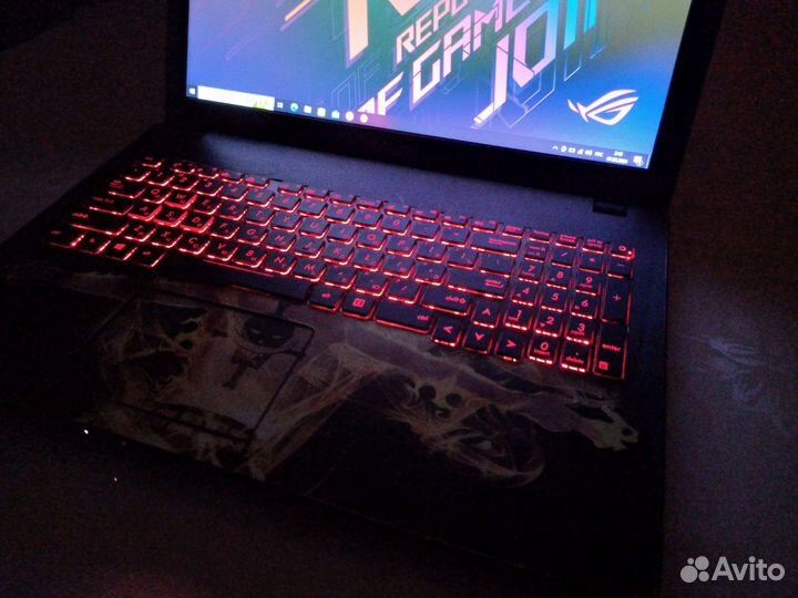 Notebook asus i5 + 1050 2 GB + 12 GB