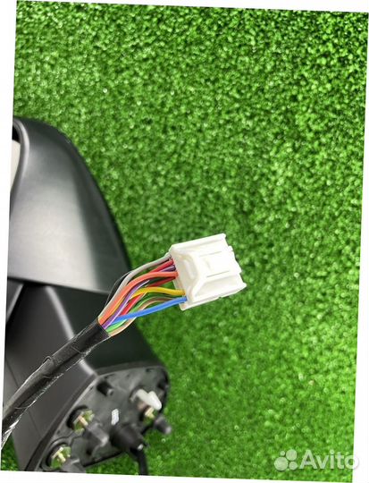 Зеркало левое RAV4 XA50