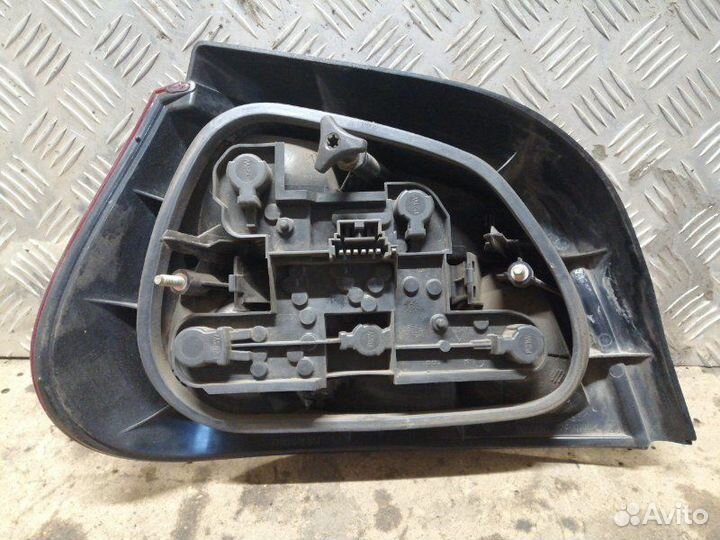 Фонарь задний правый Renault Megane 1 хэтчбэк K4J