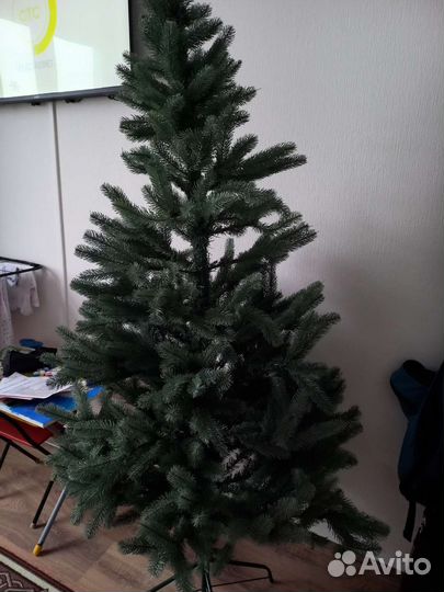 Ель искуственная