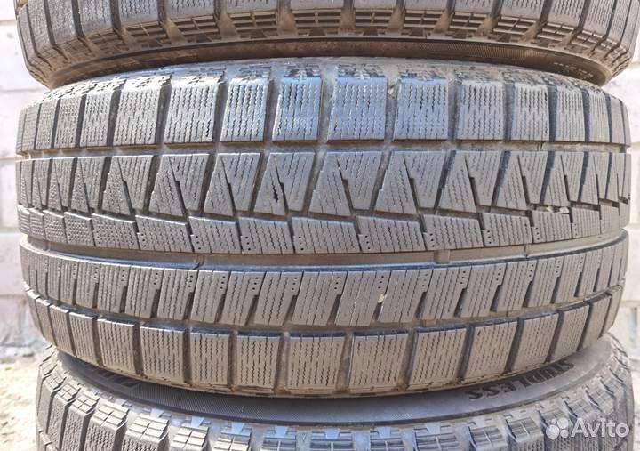 Bridgestone Blizzak RFT 225/50 R17 94Q