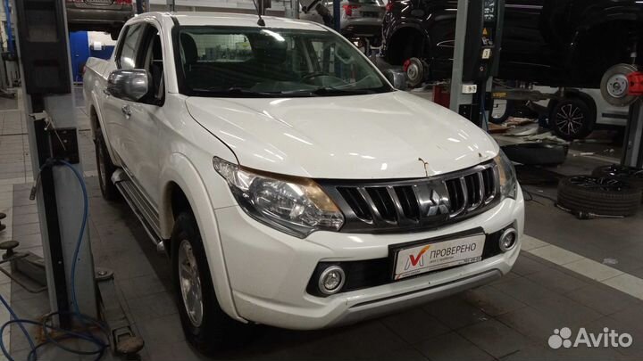 Mitsubishi L200 2.4 AT, 2017, 207 257 км
