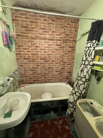 3-к. квартира, 65 м², 4/10 эт.