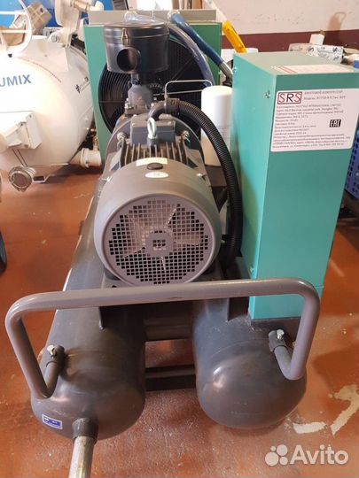 Винтовой компрессор 22кВт, 4куб, с ресивером