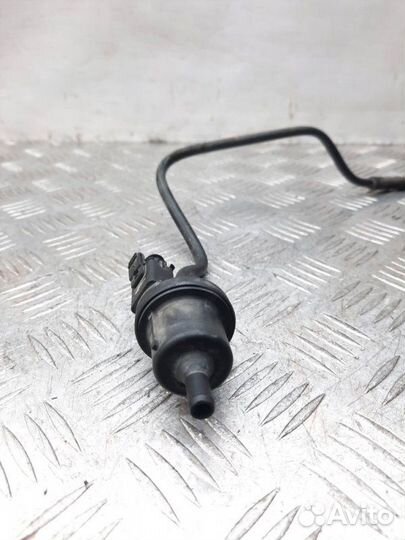 Клапан вентиляции топливного бака Ford C-Max