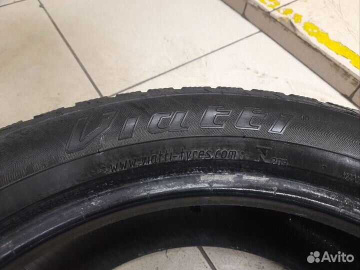 Viatti Brina Nordico V-522 215/50 R17 91T