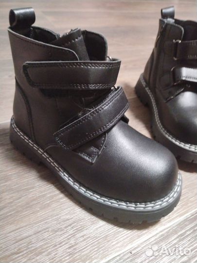 Ботинки новые демисезонные 28р