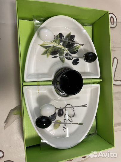 Менажница для закусок оливка