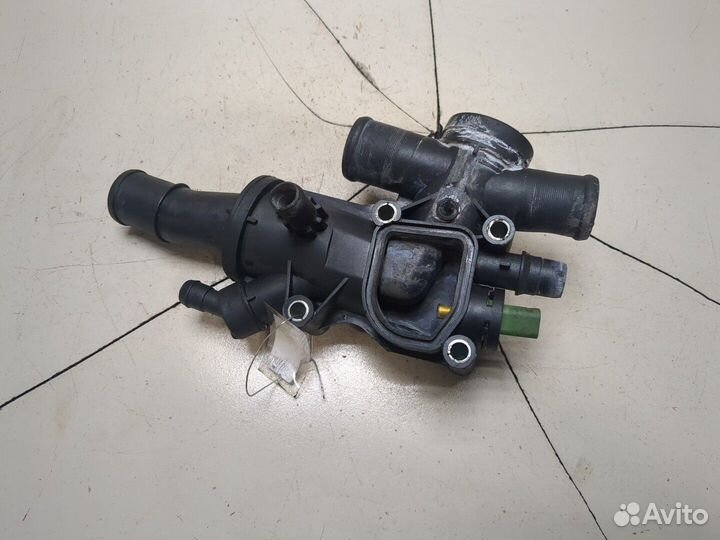 Корпус термостата Ford Mondeo 2, 2000