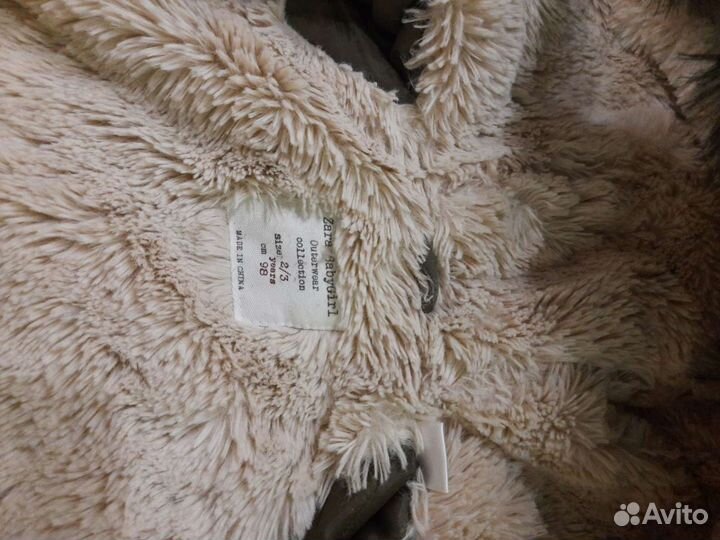 Парка для девочки zara