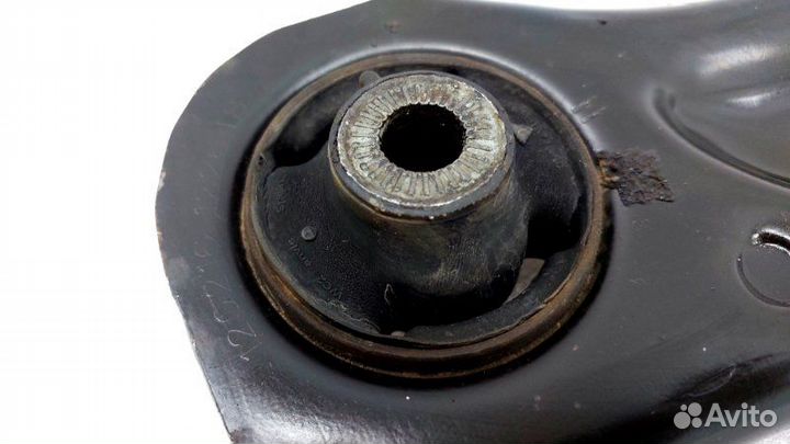 Рычаг подвески передний правый Skoda Octavia A7