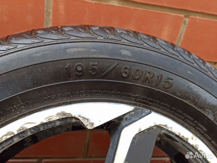 Летняя резина 195 60 r15 на литых дисках
