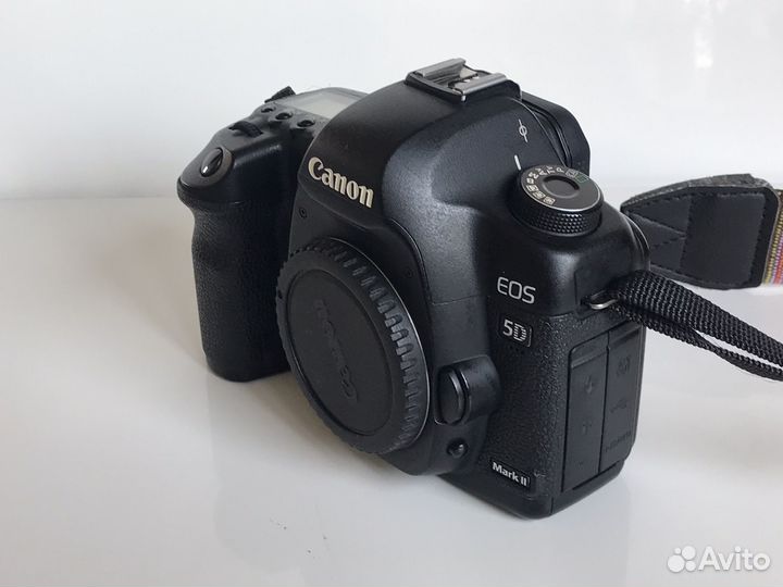 Canon 5D mark ii body