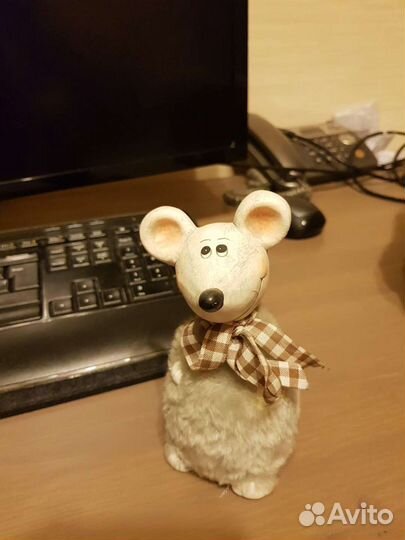 Статуэтка Мышь