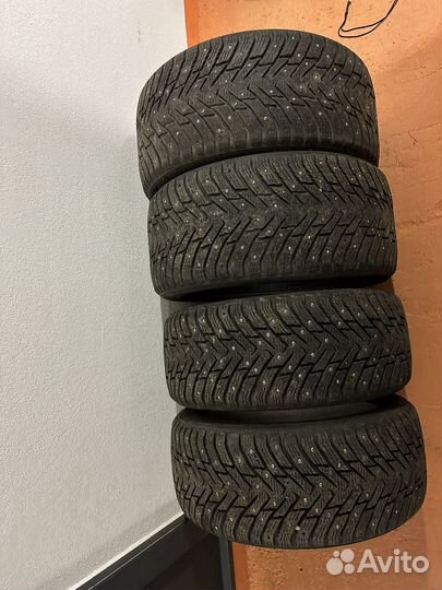 Nokian Tyres Hakkapeliitta 8 225/40 R18 и 255/40 R18